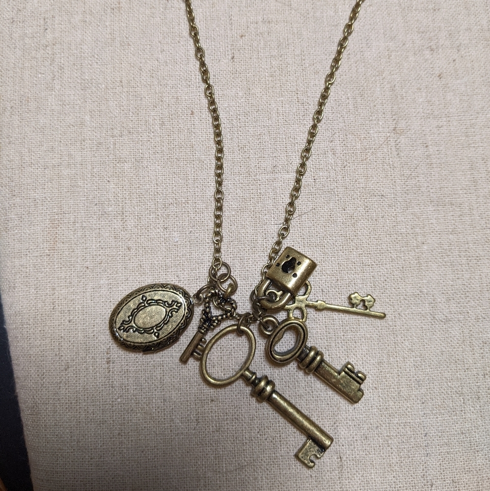 Charm necklace